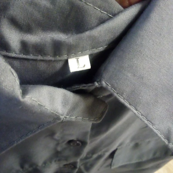 Women's Gray Short Sleeve Button Down Blouse Shirt Size L - Picture 7 of 10